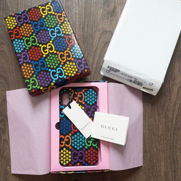 Gucci Other - NIB Gucci GG Supreme Monogram Psychedelic iPhone X/XS Max Case